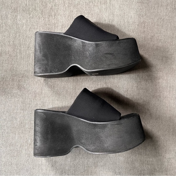 Steve Madden Shoes - Steve Madden Slink Platform Sandals Black 10